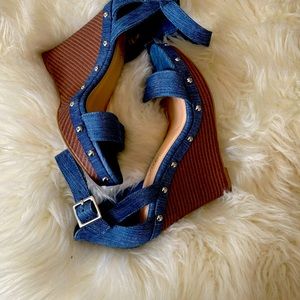 Bella Vita Blue Jean Wedges